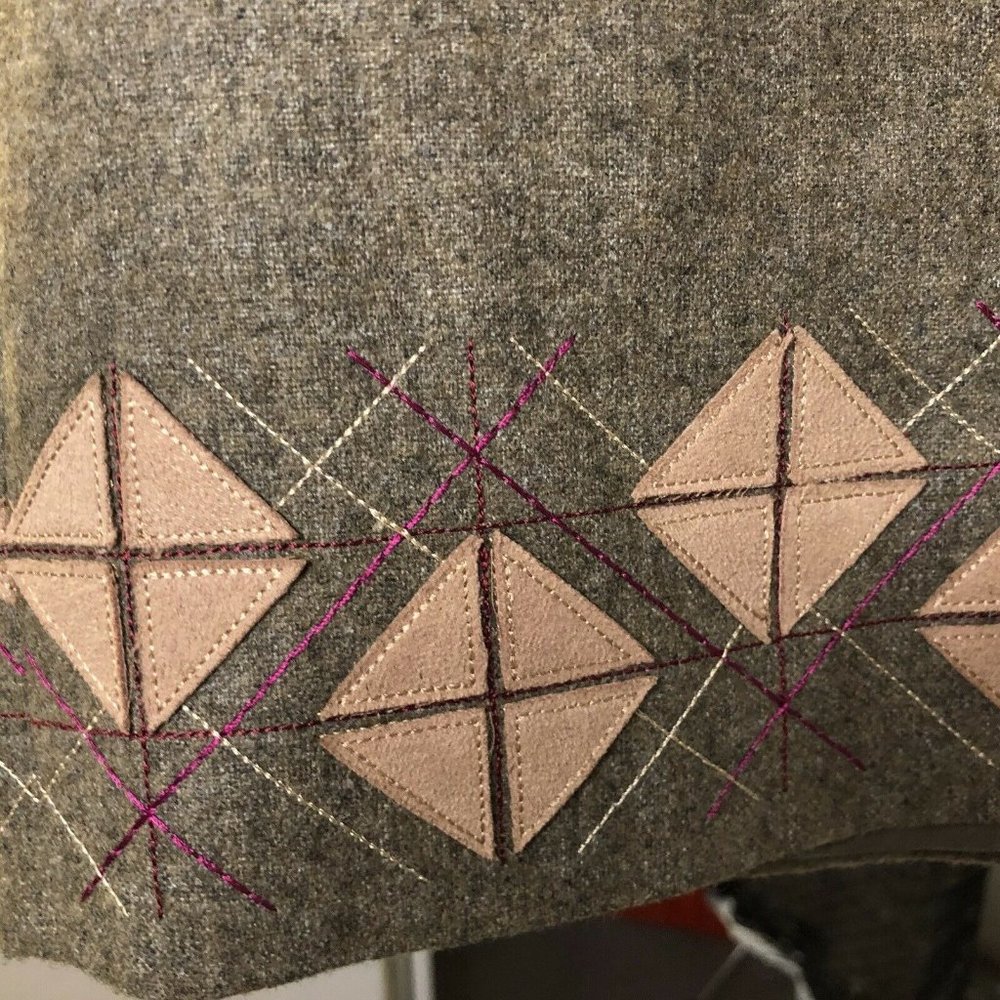 Ann Taylor Loft Skirt 6P Brown Wool Diamond Appliqués Peach Magenta Embroidered